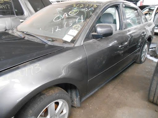 2007 - FORD FIVE HUNDRED - used - Mirror Door - Power, w/o heated; (painted cover), LH