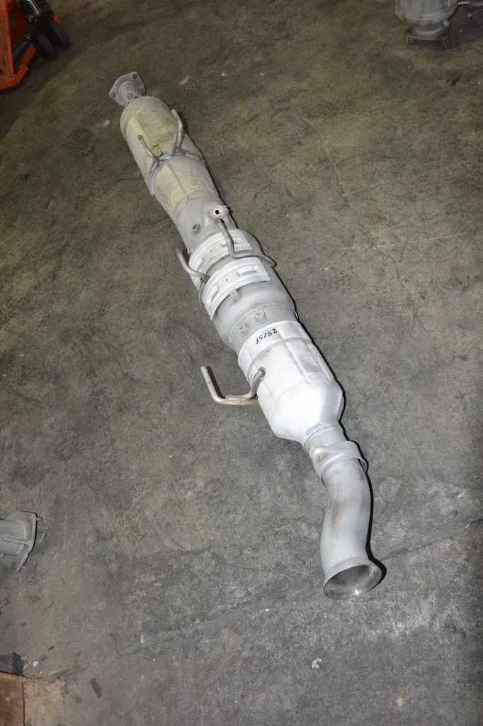 2019 FORD TRUCK-F450 SUPER DUTY (1999 UP) Used Diesel particle filter assembly - HC3Z-5H270-C