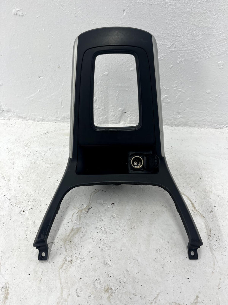 2019 - NISSAN SENTRA - Used - Automatic Shifter Bezel Trim - 96941-3YU1A