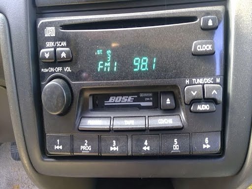 2002 INFINITI G20 Used Radio/CD (see also A/C Control or TV Screen) receiver (AM-FM-stereo-cassette-CD, Bose)