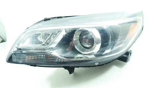 2013 - CHEVY MALIBU - Used - Headlight Assembly - LTZ, HID (opt T4F), LH & RH
