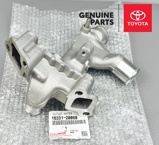 2002 Toyota Camry - Used - Intake Manifold - WATER Outlet - 16331-20060