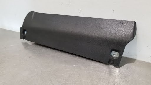 2017-BMW 650I-Air Bag-4 Dr (Gran Coupe), passenger, knee