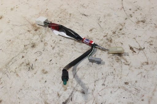 2003-TOYOTA SEQUOIA-Body Wiring Harness-Ignition Knock Sensor Wire - 82390-0C020