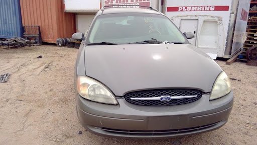 2004 Ford - Taurus - Used - Hood - green
