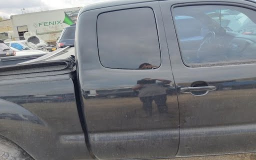 2005 - TOYOTA TACOMA - Used - Door Rear (side of vehicle) - Extended Cab, RH, privacy tint glass