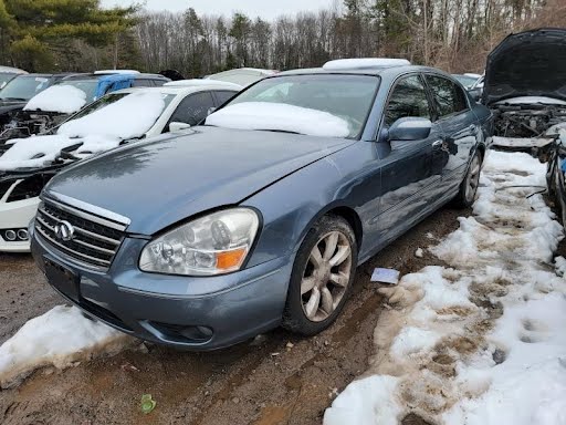 2005 - INFINITI Q45 - used - Windshield - Sedan 4Dr