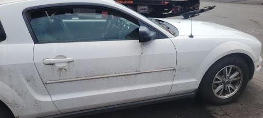 2010 FORD MUSTANG Valve Cover Used Right; 4.0L; (6-245); 4.0 LITER