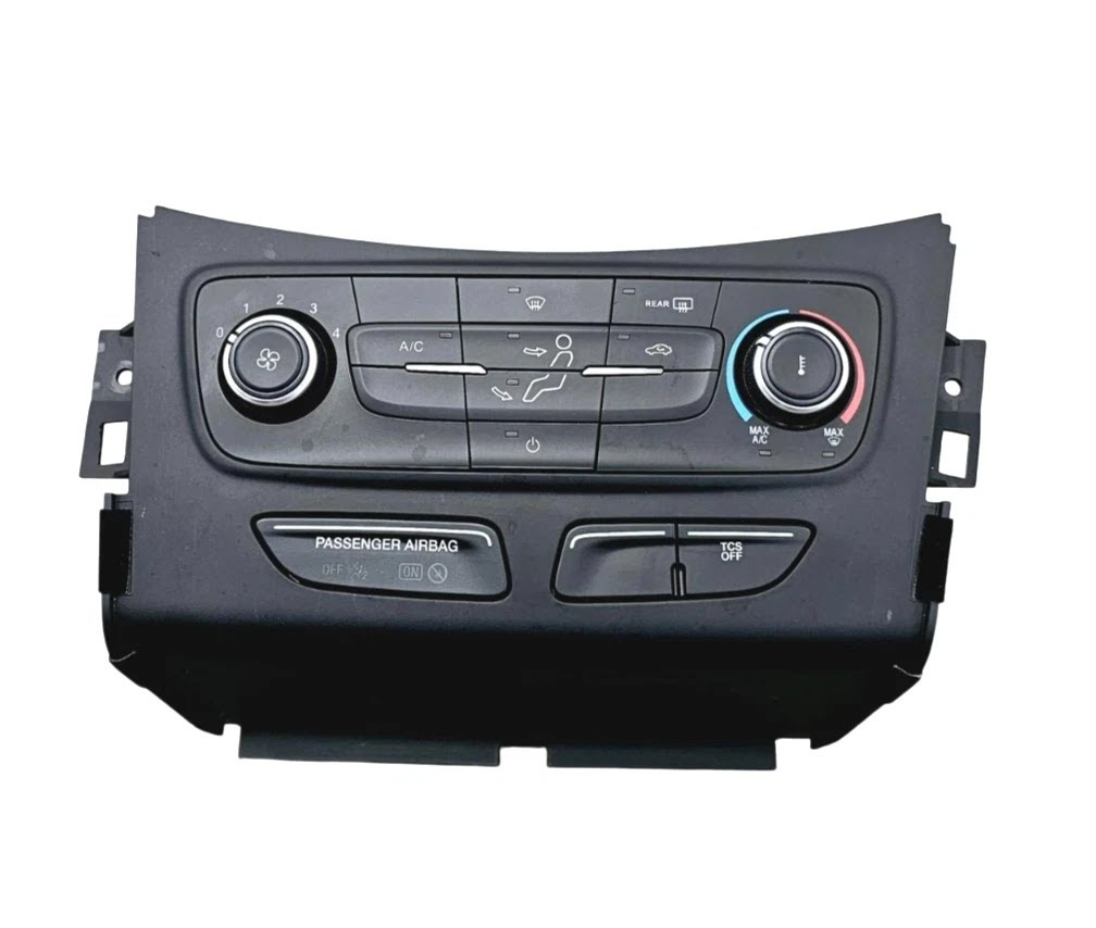 2017 Ford - Escape Used Climate Controls dES -Front, manual temperature control