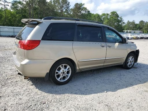 2004 TOYOTA SIENNA Glass Rear Vent Passenger