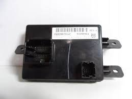 2016 JEEP CHEROKEE Used Computer Box Not Engine Temperature, (center of dash), w/o dual zone control P/N- 68280731AC