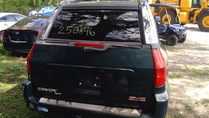 2004 GMC GMC TRUCK-ENVOY Used Tailgate Latch -All The Three latchs