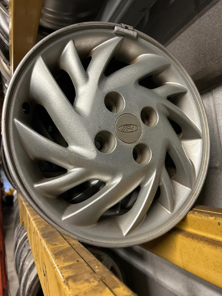 1998 FORD ECOSPORT Used Wheel 14x5-1/2, aluminum, 12 spoke (2 RIM)