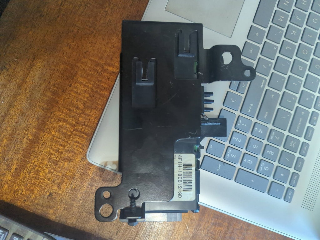 2005 FORD TAURUS Used Computer Box Not Engine - Temperature, (behind center dash) - P/N 4F1Z-182612-AD / 4F1Z-182612-AA