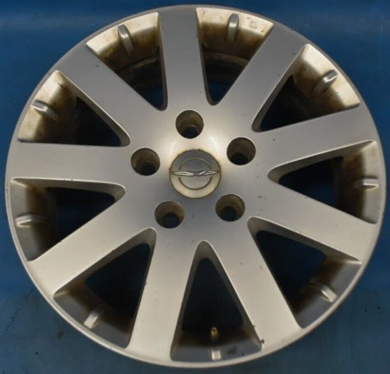 2010 CHRYSLER TOWN AND COUNTRY Used Wheel 17x6-1/2, 9 spoke