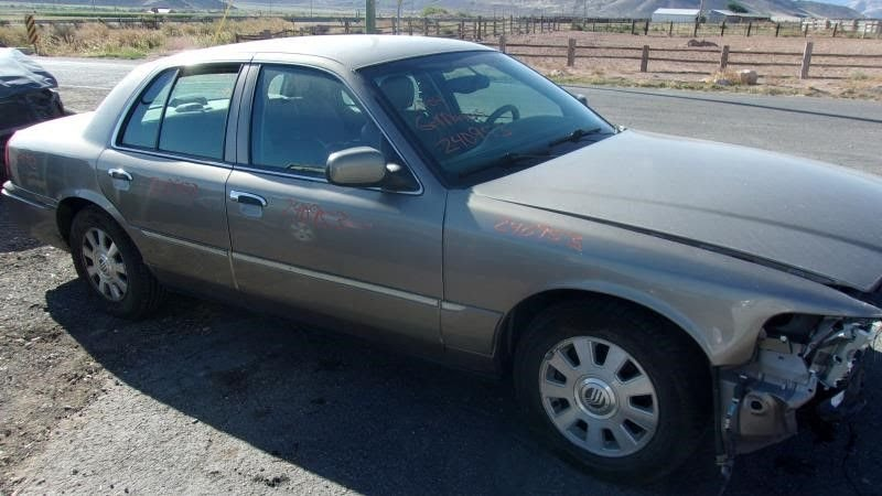 2004 MERCURY GRAND MARQUIS Used Mirror Door RH - Color - Tan