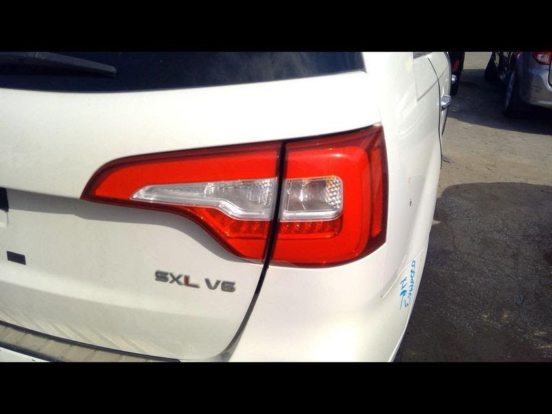 2014 Kia Sorento Used Tail Light quarter panel mounted, LED, RH