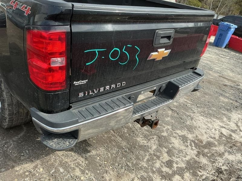 2019 CHEVY TRUCK-SILVERADO 3500 Used Bumper Assy (Rear) includes cover - SRW, chrome bumper (opt VJH), w/o park assist