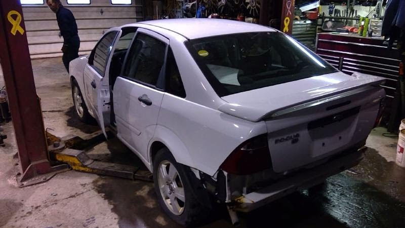 2005 Ford - Focus Used Door Lock Actuator - Rear Trunklid