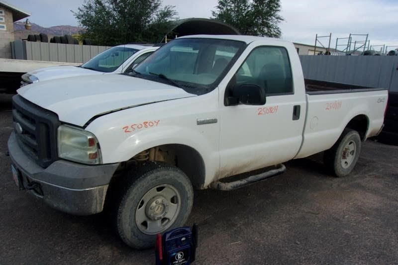 2004 FORD TRUCK-F350 SUPER DUTY Used Door Front - LH, manual