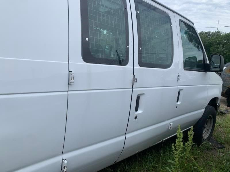 2009 FORD VAN E250 Used Door Rear (side of vehicle) - side, hinged, rear, window ( Double door)