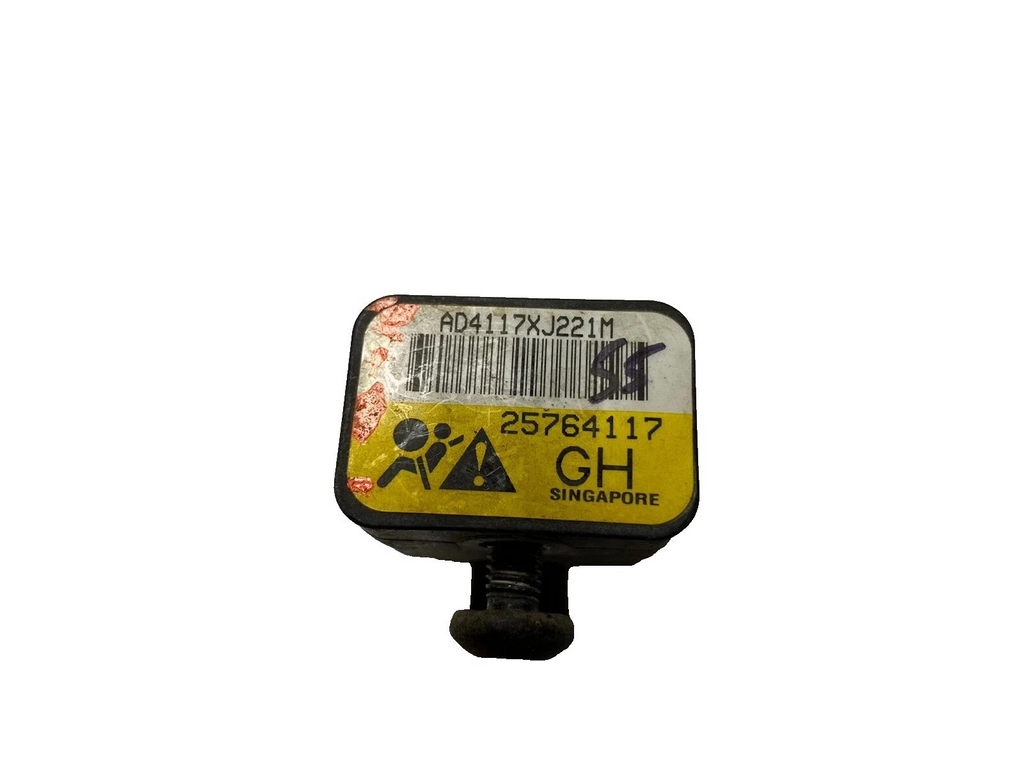 2005 Buick - LeSabre Used Air Bag Sensor Part Number 25764117/590-211