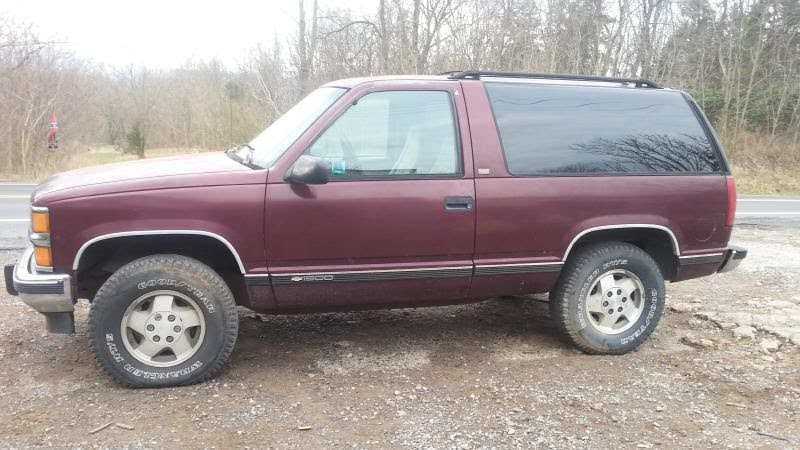 1994 CHEVY BLAZER, FULL SIZE Used Windshield Washer Reservoir