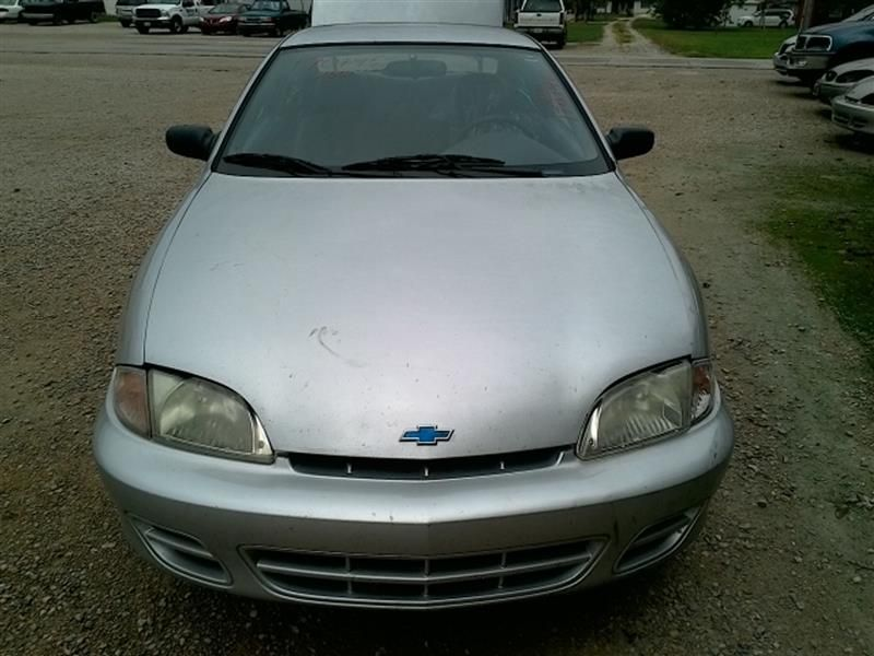 2001 Chevy Cavalier Used Front Door Hinge LH Upper And Lower