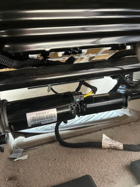 2010 - BUICK LACROSSE - used - Seat Motor - RIGHT PASSENGER FRONT SEAT HEIGHT ADJUST MOTOR