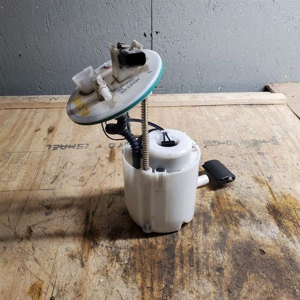 2011 KIA OPTIMA Used Fuel Pump Pump Assembly, (fuel tank mounted), LX, from 11/26/10