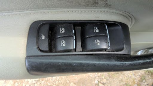 2006-SAAB 9-3 (1999 UP)-Window Switch (Front Door)-: Driver's, window, Conv, w/o finger protection