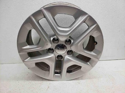 2018 - JEEP COMPASS - Used - Wheel - (horizontal rear door handle), road wheel, 16x6-1/2, aluminum, (painted silver, opt WNF)