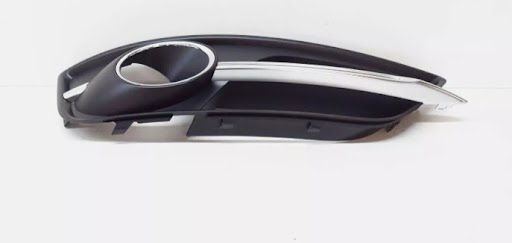 2013 - AUDI S8 - Brand New - Lower Black Grille - lower, adaptive cruise (opt 8T4), RH - 4h0807680f3fz