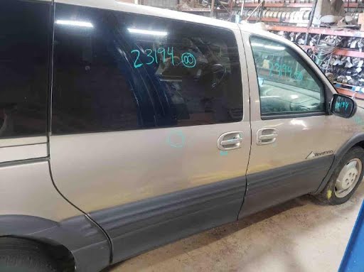 1999 Pontiac - Montana - Grille