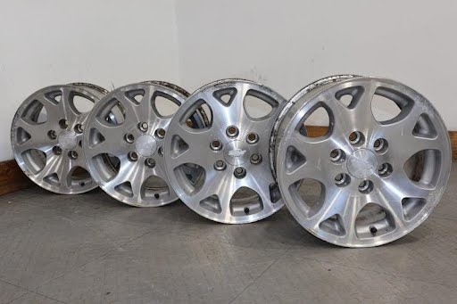 2004 - CHEVY TAHOE - Used - Wheel - 17x7-1/2, opt N88 - Set of 4