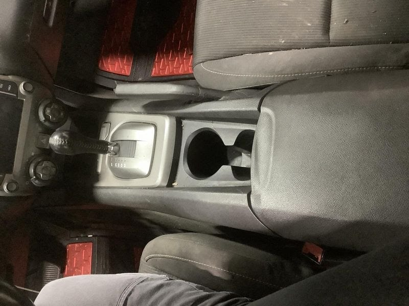2013 CHEVY CAMARO Used Console Front (floor), AT Black
