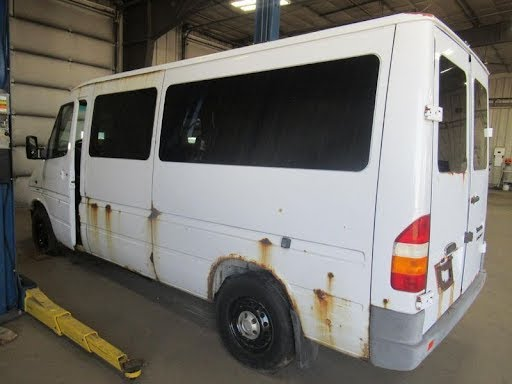 2006 DODGE VAN (SPRINTER 2500) Used Quarter Window 140" WB, LH, rear, privacy tint