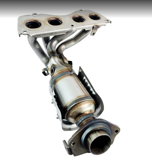 2017 TOYOTA CAMRY Used Catalytic Converter SE, 2.5L 2494CC 152Cu. In. l4 GAS DOHC