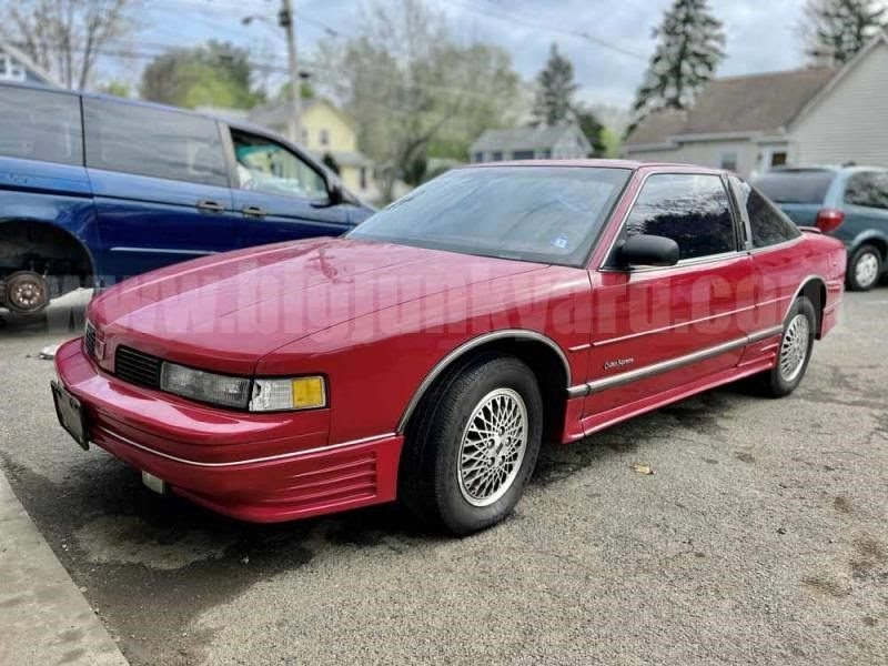 1988 OLDSMOBILE CUTLASS (1973 UP) Used Steering Column Floor Shift, FWD, AT, tilt wheel, w/o pulse wiper