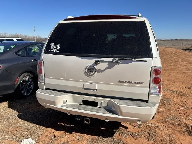 2003 CADILLAC ESCALADE Used Third Brake Light