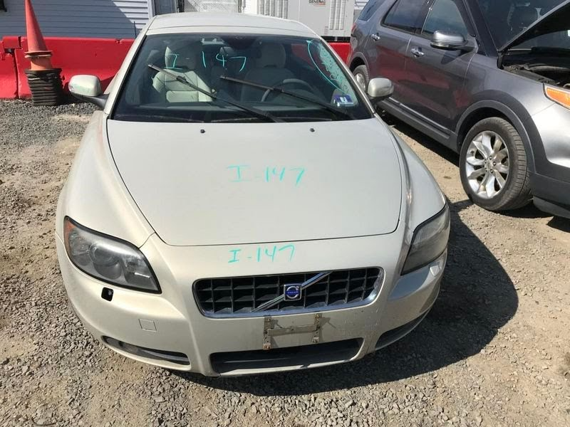 2007 VOLVO 70 SERIES Used Bumper Assy (Front) includes cover with Grille - With headlamp washers