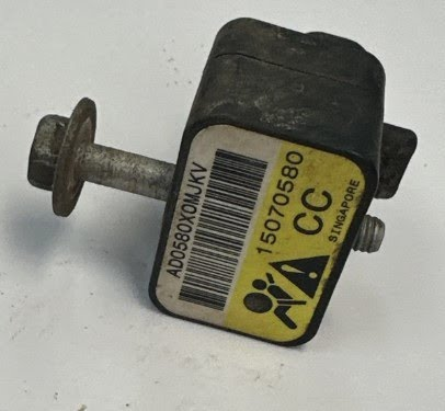 2002 Chevy Silverado 2500 Used Air Bag Sensor #15070580