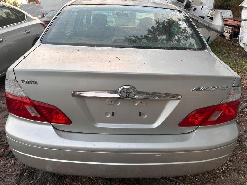 2003 Toyota - Avalon -Used Trunk Lid/Hatch