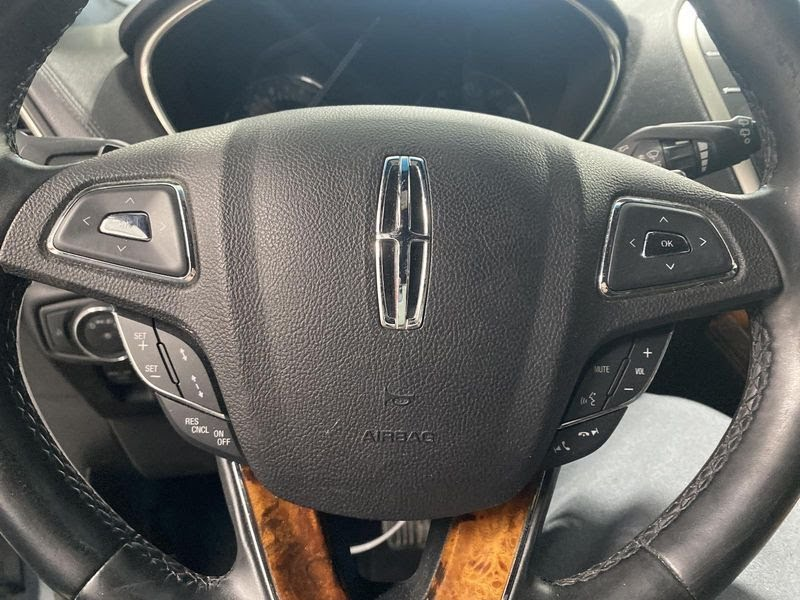 2018 Lincoln MKX Used Air Bag w CLOCKSPRING front, driver, wheel, active steering - P/N- HA1Z58043B13AF