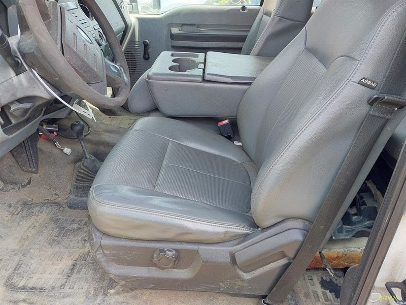 2016 FORD TRUCK-F350 SUPER DUTY (1999 UP) Used Seat Front air bag, bucket, (40/40), leather, (electric), w/o heated and cooled; LH Gray