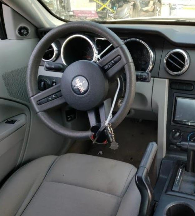 2006 FORD MUSTANG Used Air Bag