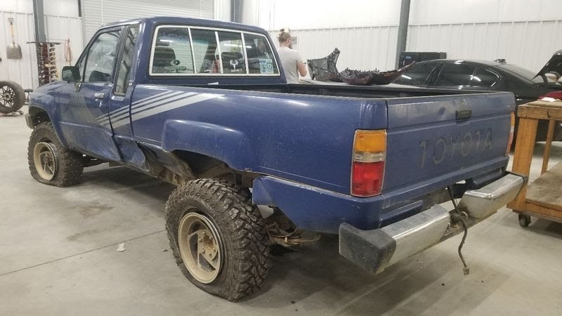 1986 Toyota Truck Used Door Front vent window, manual windows Right