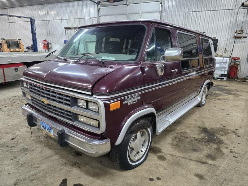 1992 GMC VAN SAVANA 2500 Used Mirror Door Single Mirror, (swing out), concealed mounting, electric, LH