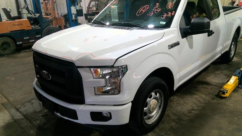 2018 FORD TRUCK-F250 SUPER DUTY (1999 UP) Used Door Front electric, LH, w/o keyless entry pad White