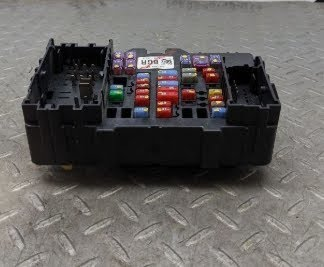 2014 CHEVY TRUCK-SILVERADO 1500 (1999 UP) Used Fuse Box (Engine) 84075773